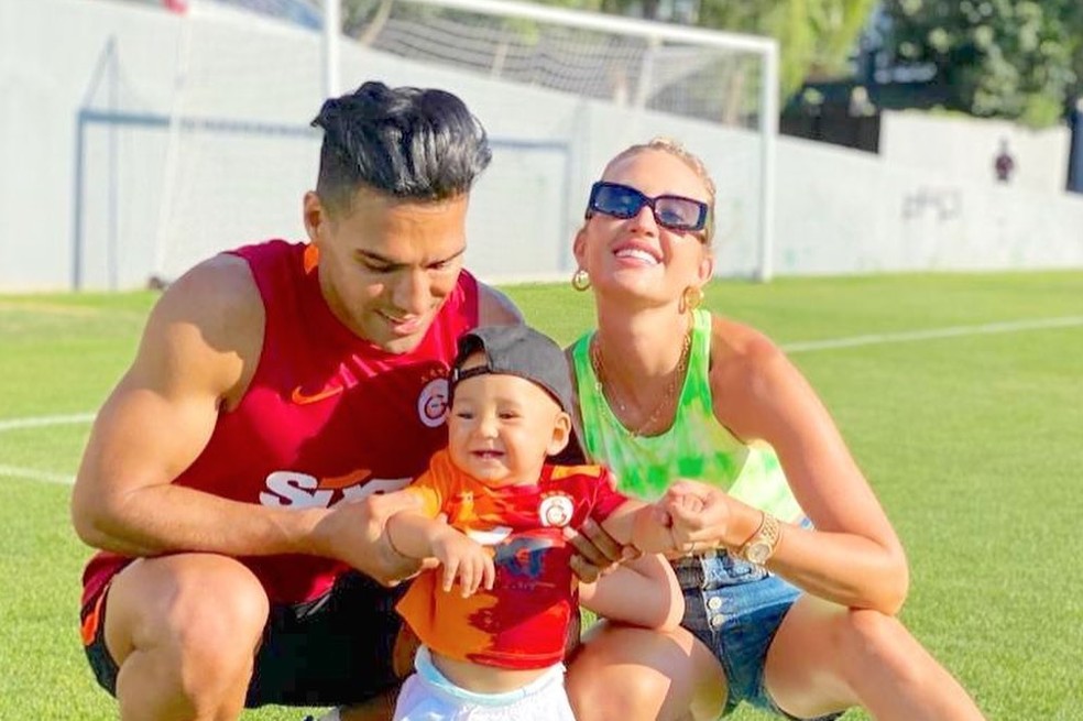 VIDEO: Falcao García le dio sus primeras clases de fútbol a su hijo Jedidiah