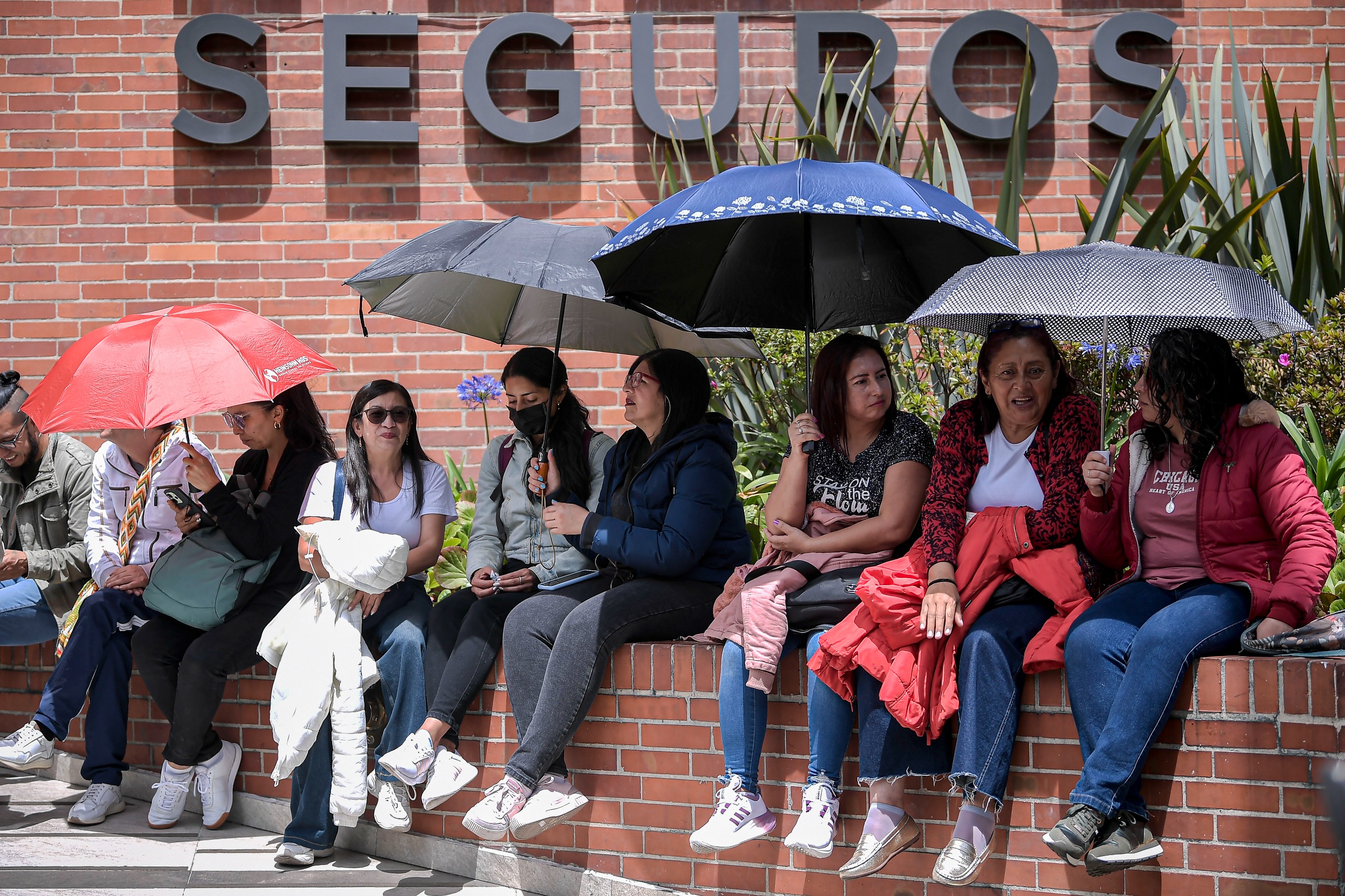 La decisión de la Secretaría de Educación de descontar el día de sueldo fue ampliamente criticada por varios sectores.