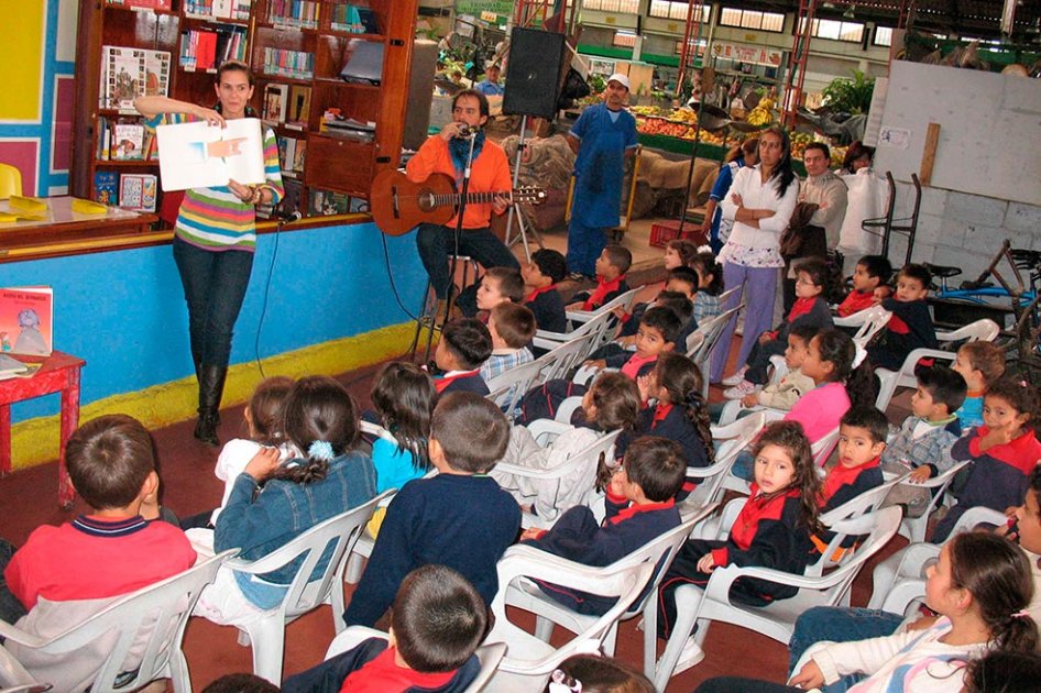 Varias plazas de mercado en Bogotá fueron exaltadas por promover la lectura