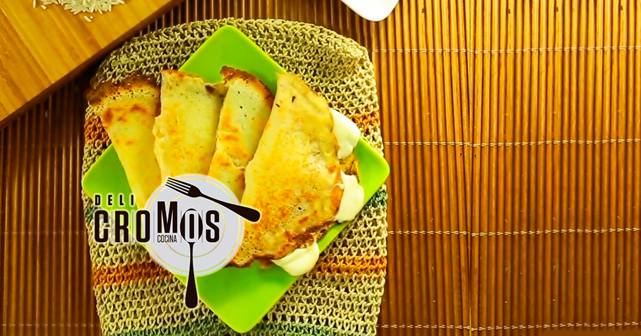 Arepa de arroz rellena de queso, para una tarde entre amigas