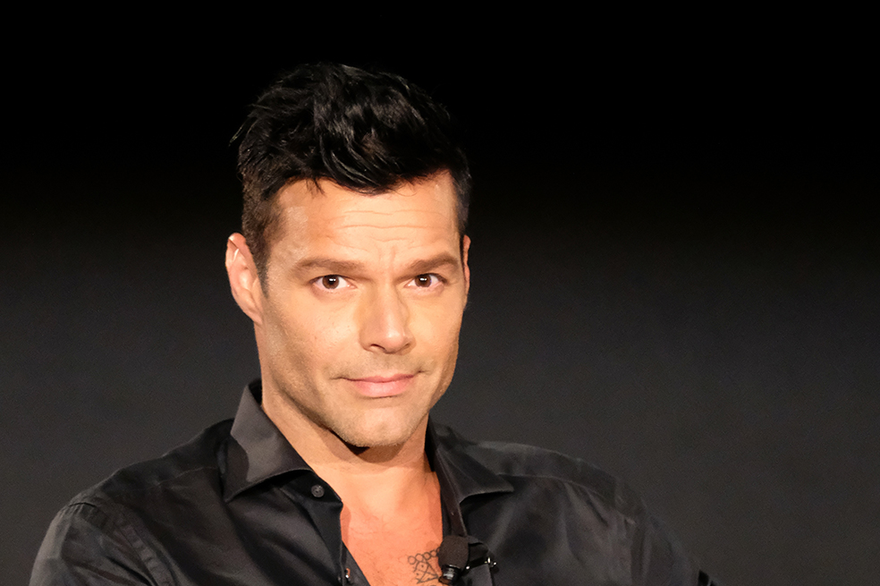 Ricky Martin, indignado por precios de tiquetes hacia Puerto Rico tras huracán