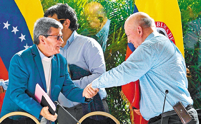 ELN niega plan para asesinar a mano derecha de Otty Patiño: Delegación de Gobierno