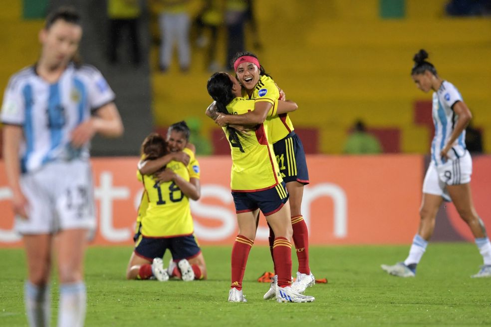Las selecciones femeninas de Colombia, equipos hechos para la hazaña