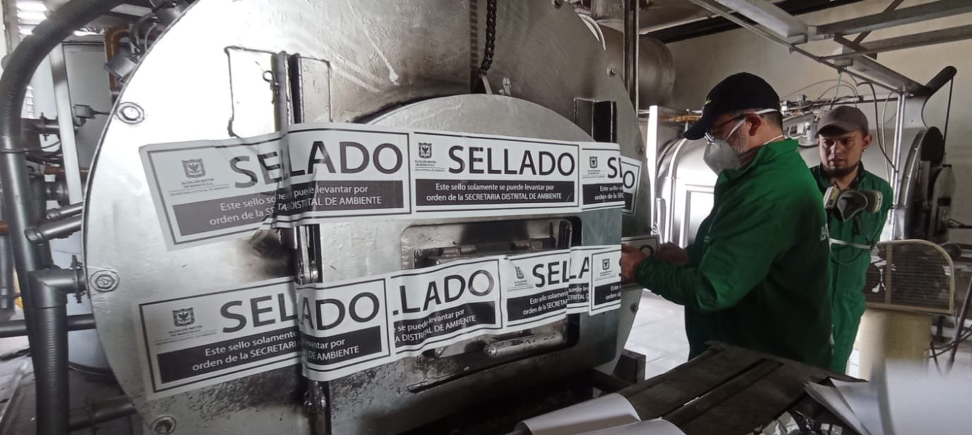 Suspenden tres hornos crematorios en Bogotá por orden de la Secretaría de Ambiente