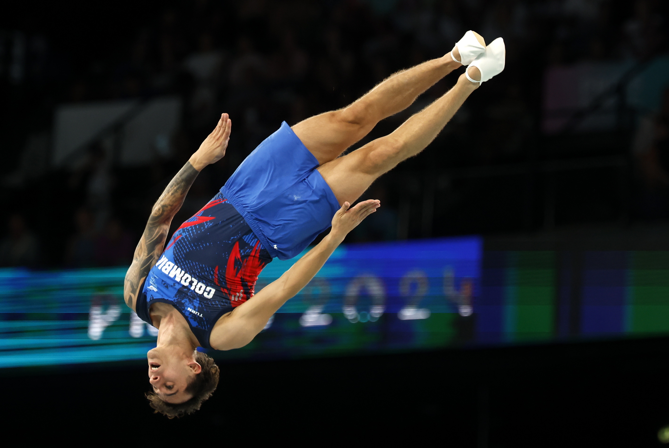 Ángel Hernández, brillante en la final de gimnasia en trampolín de París 2024