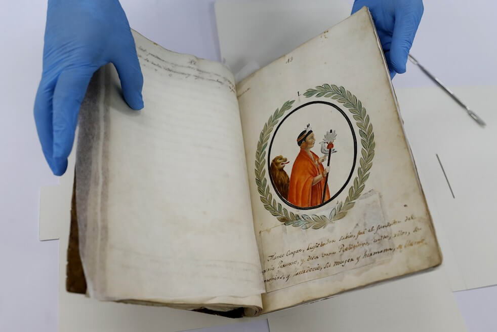 El manuscrito perdido de los incas, una joya histórica recuperada por Perú