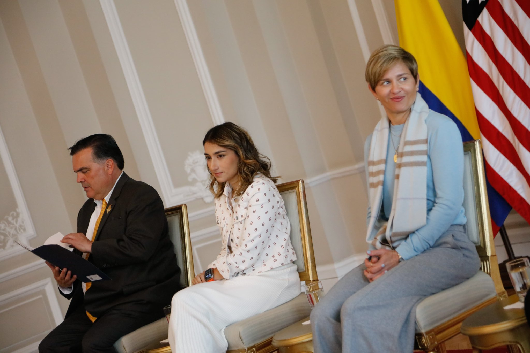 Laura Sarabia y Verónica Alcocer trabajarán juntas en programa dirigido a mujeres