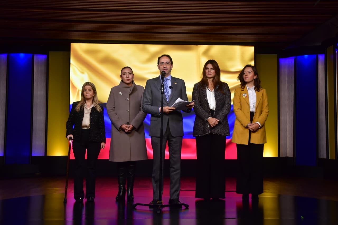 El “empalme anticorrupción” sería el DOGE criollo