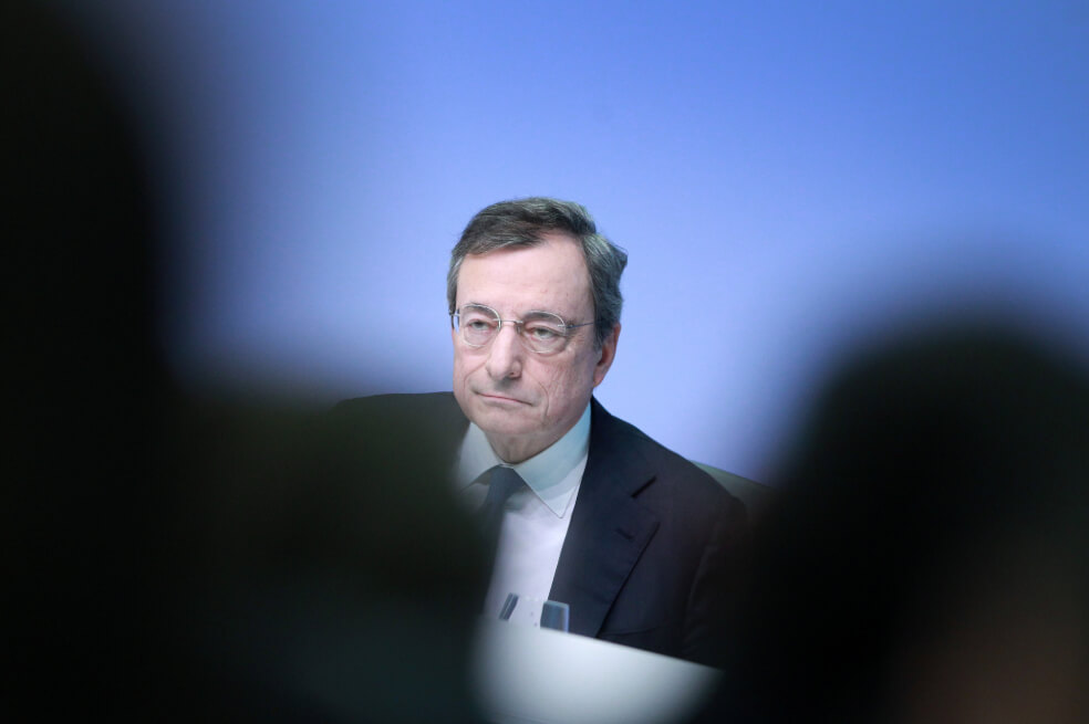 En octubre, economía de la eurozona continuó cerca del estancamiento