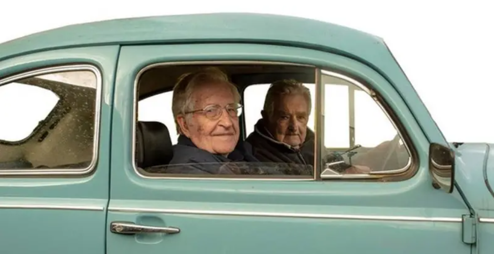 Mujica y Chomsky: algunas ideas para la posteridad