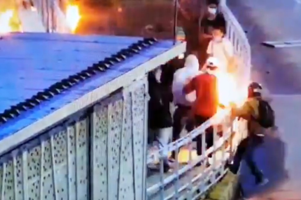 Tras incendio en MetroPlús, joven tiene quemaduras en el 90% de su cuerpo