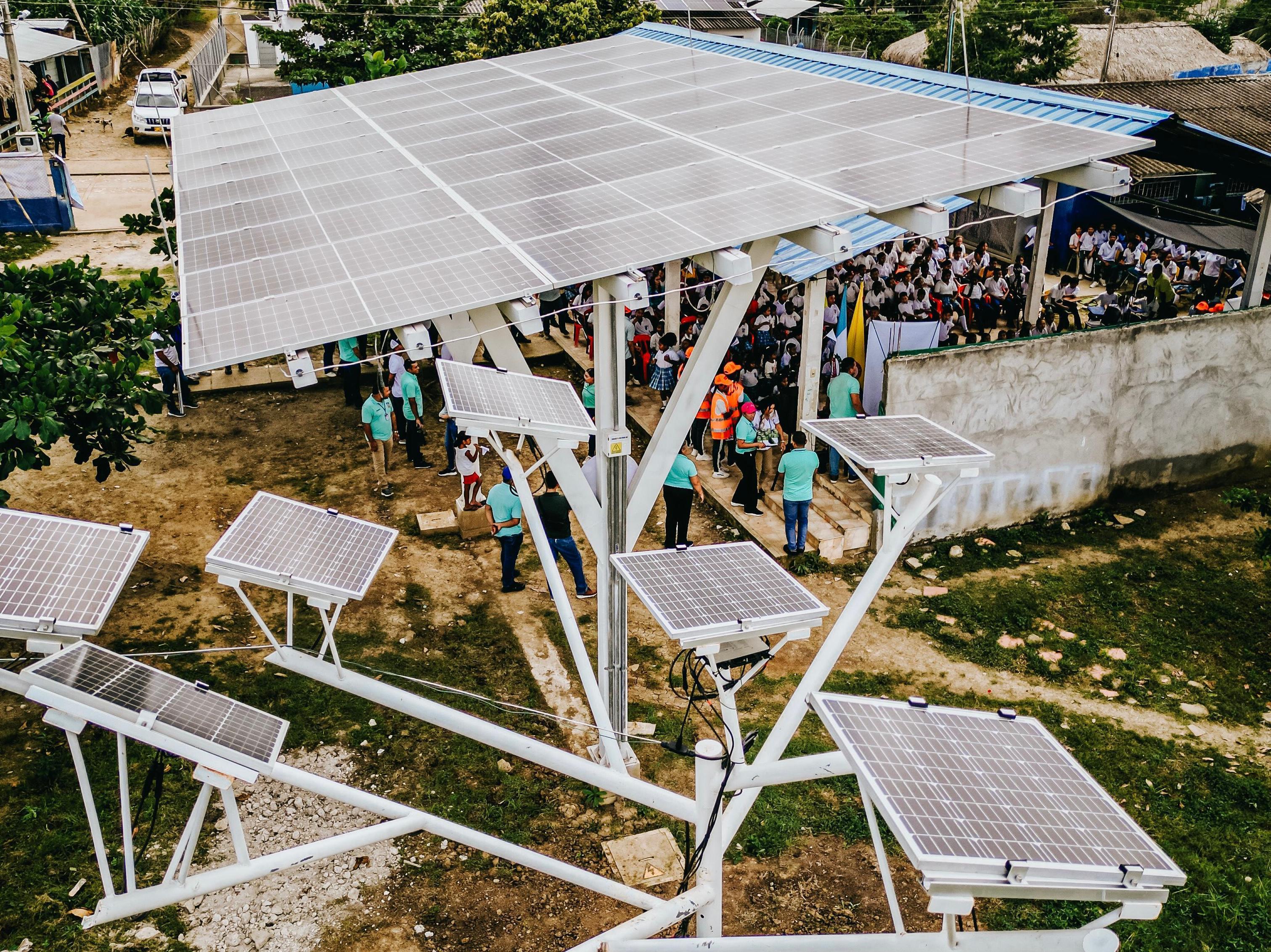 La transición energética en escuelas rurales de Montería