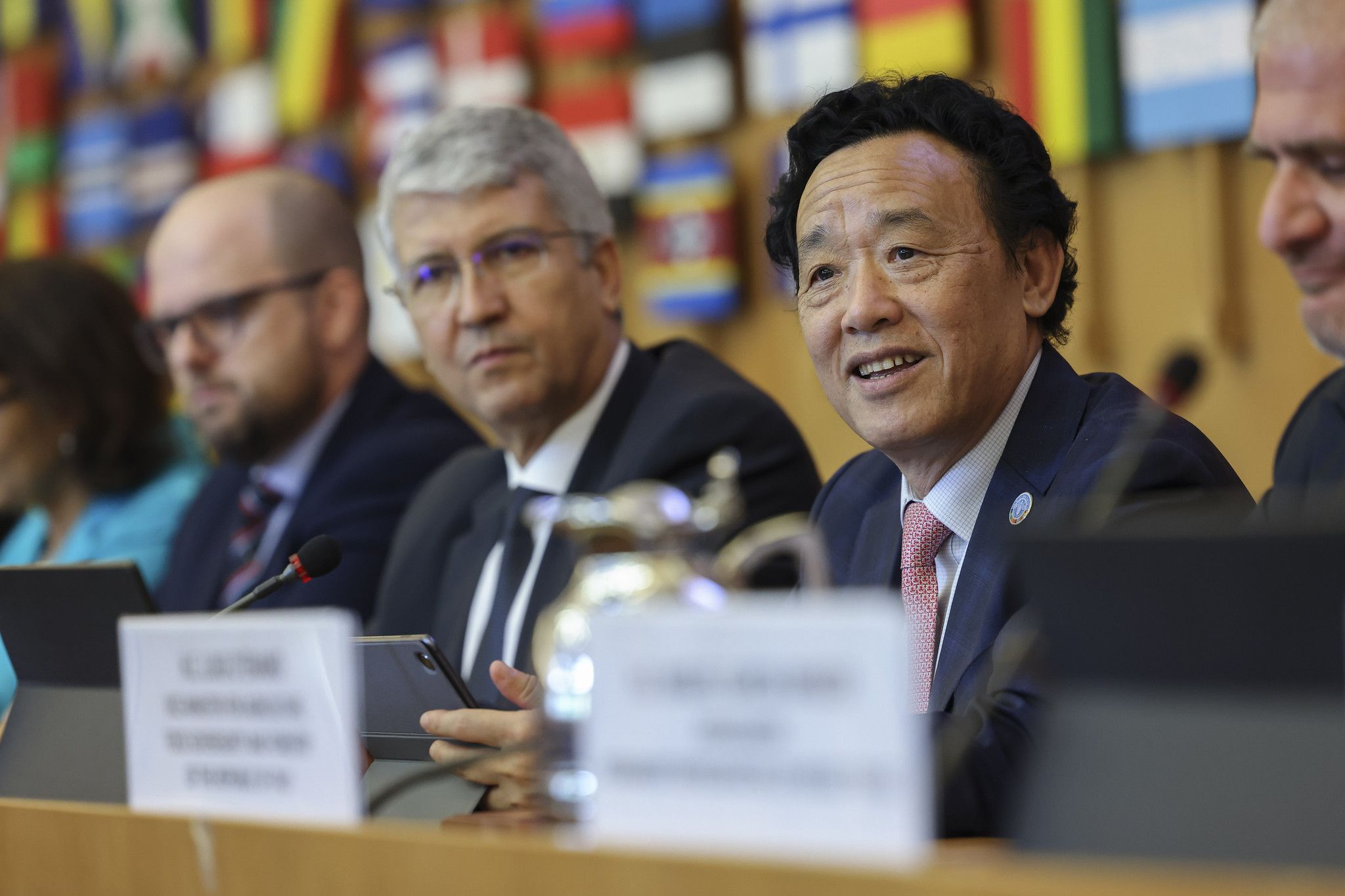 Qu Dongyu reelegido director de la FAO en medio de retos para reducir el hambre