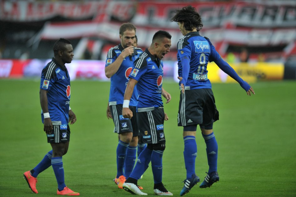 Millonarios venció a Santa Fe y clasificó a los playoffs de la Liga Águila
