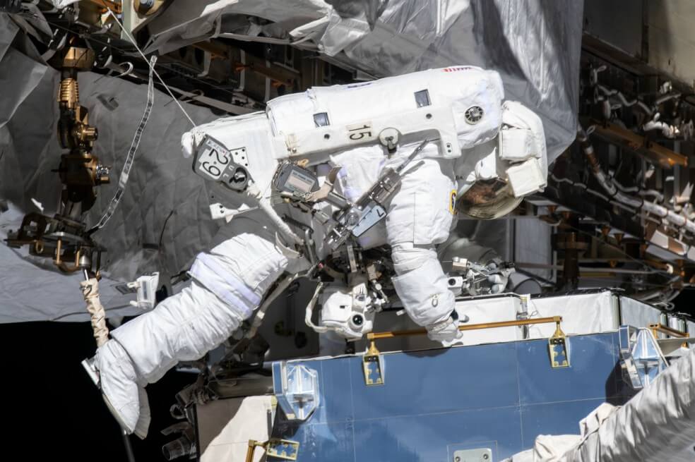 Vea en vivo la primera caminata espacial exclusivamente de mujeres