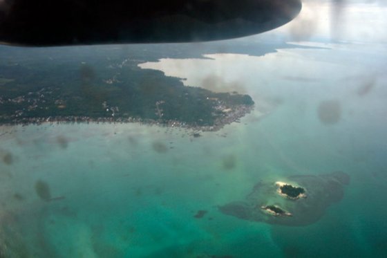 Encuentran los restos del avión indonesio desaparecido con 54 pasajeros
