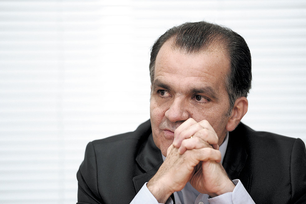 «El deber de Francisco Santos es apoyar mi candidatura»