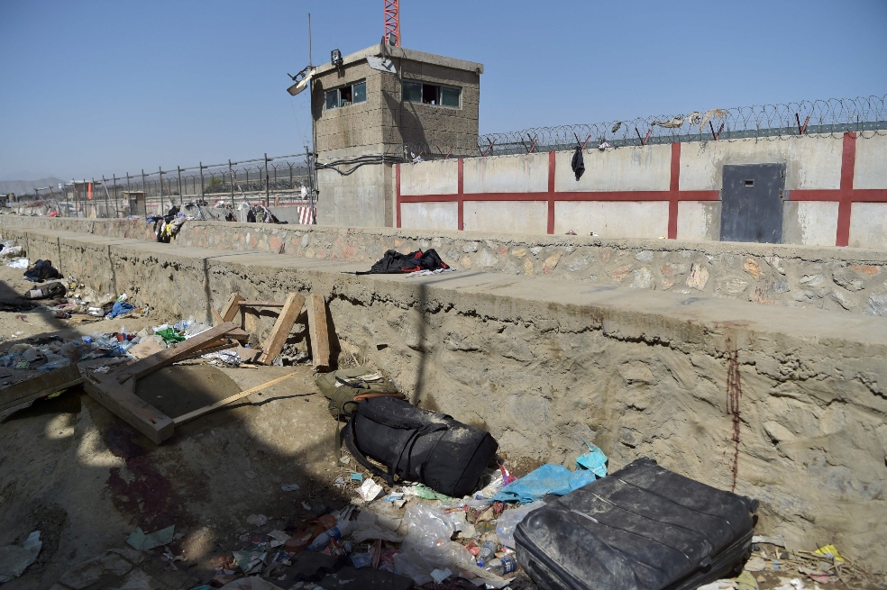 Las tristes imágenes que se ven hoy en el aeropuerto de Kabul