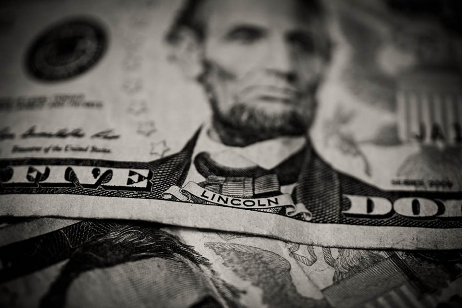 Los misterios del precio del dólar