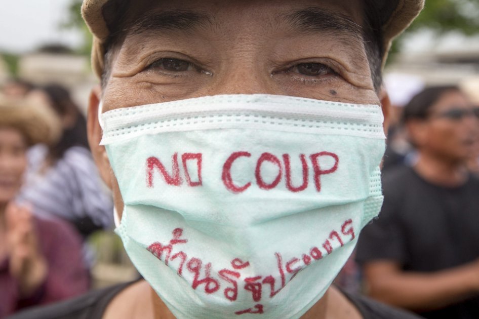 Ni tuits y represión a manifestantes, así va el golpe de Estado en Tailandia
