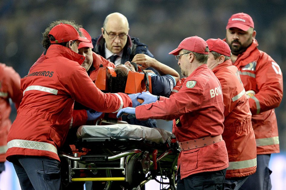 Jugador del Porto, estable después de sufrir una contusión cerebral