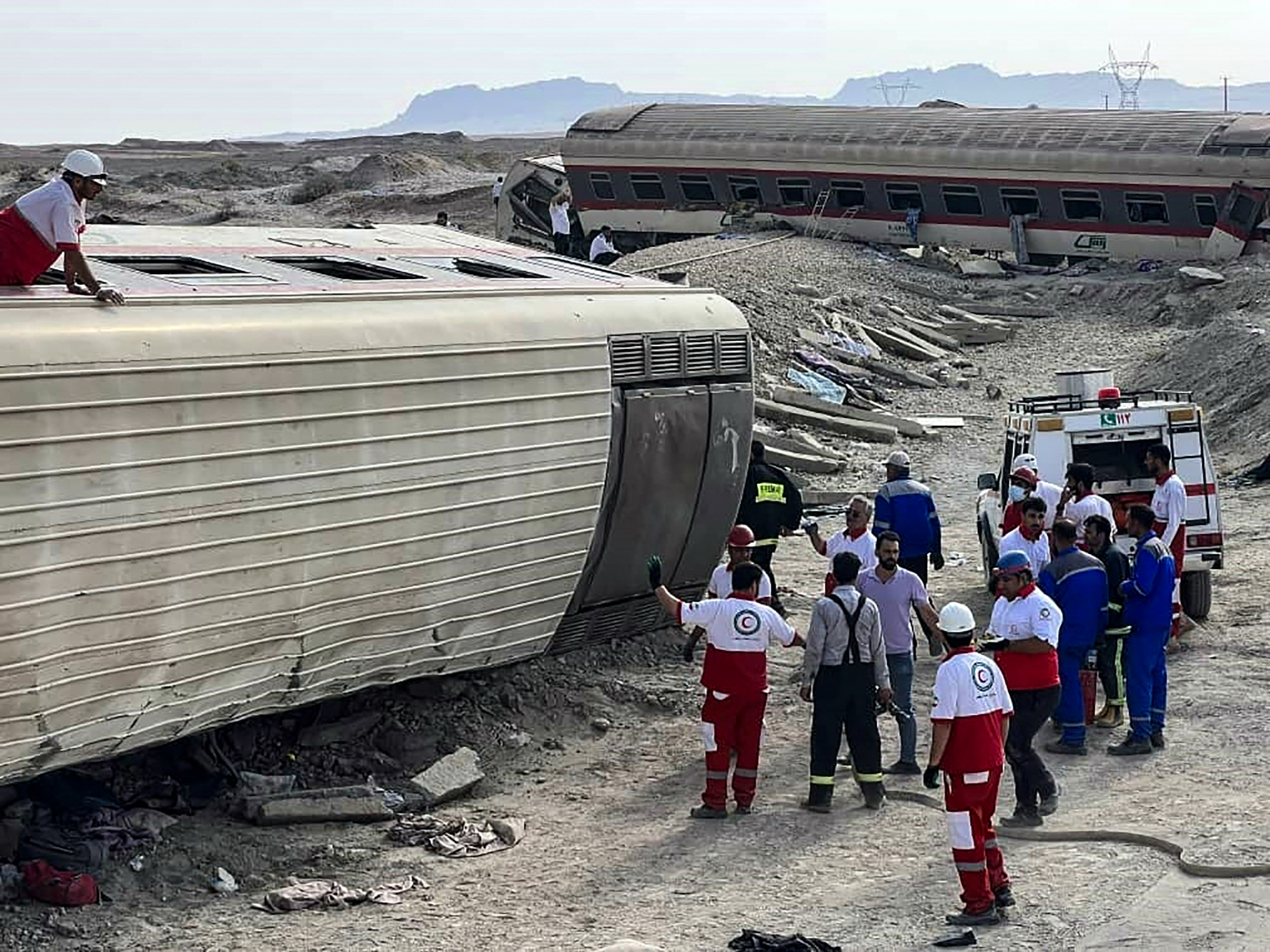 Accidente de tren en Irán deja al menos 17 muertos