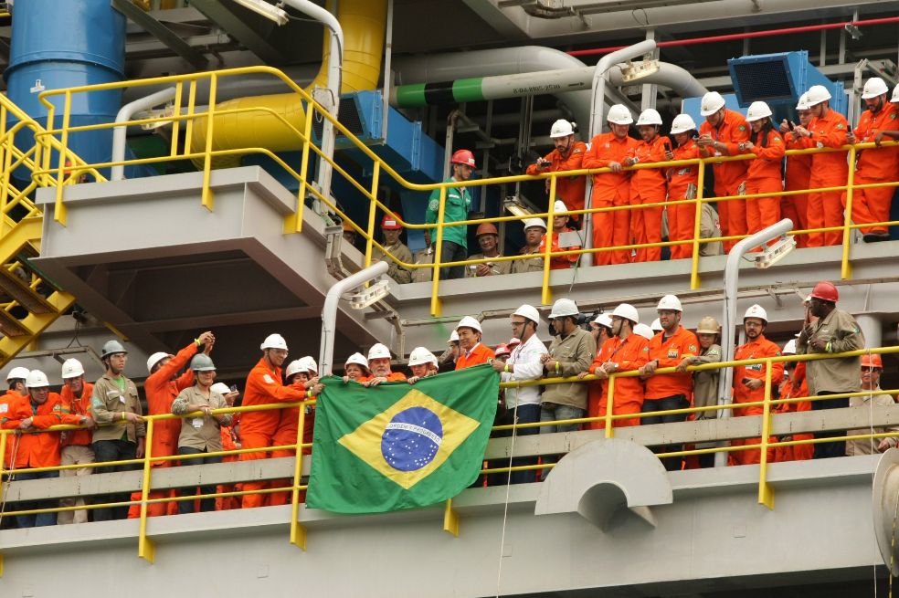 El poder de Petrobras, la empresa por la que arrestaron al expresidente de Brasil