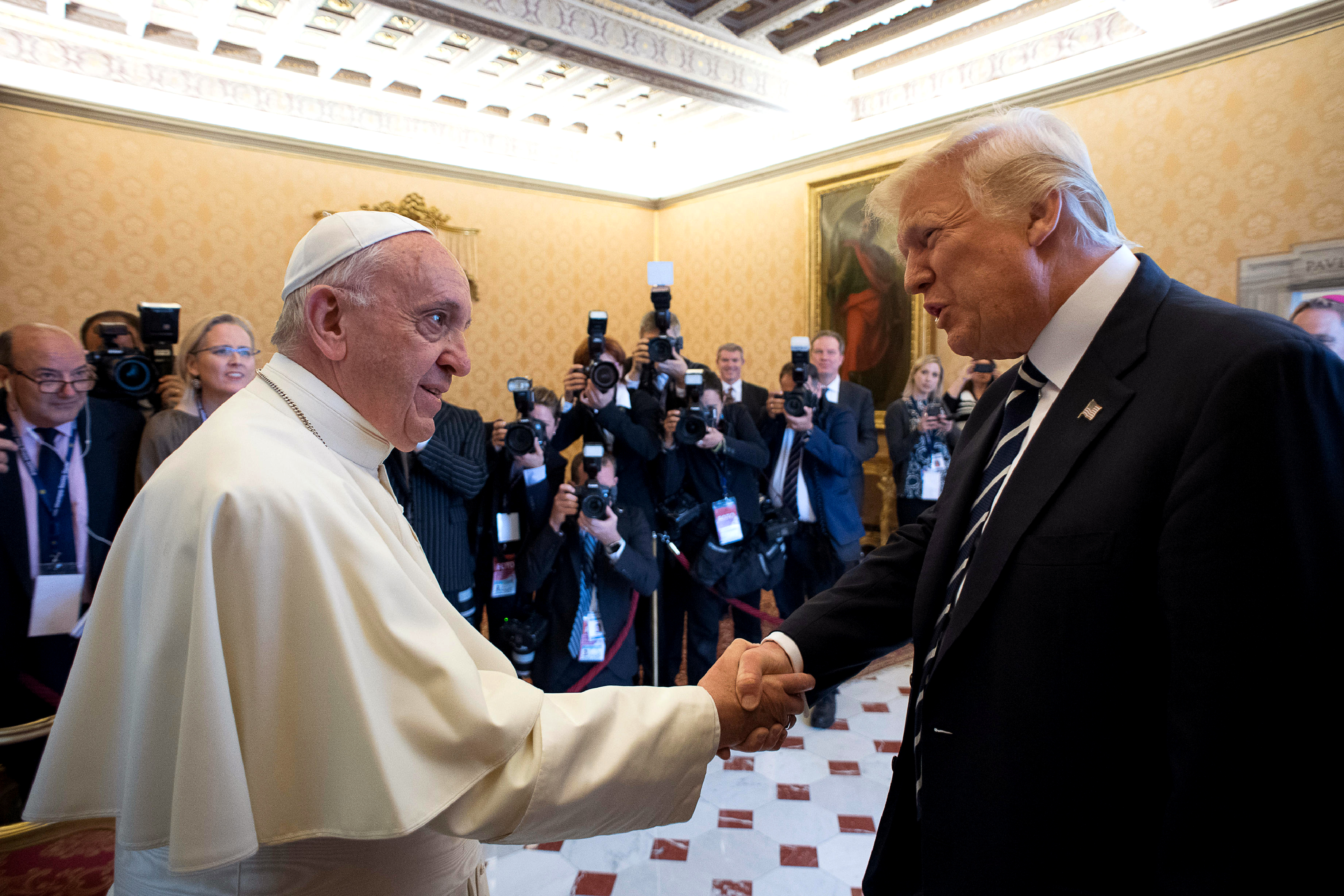 “Me gustaría ser papa”: Trump habla sobre el cónclave y da su favorito