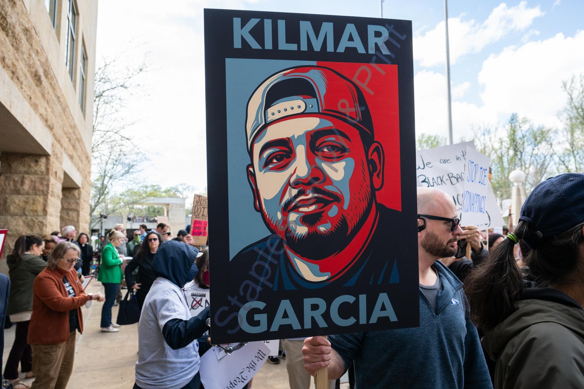 Migrante deportado “por error” a El Salvador regresa a EE. UU.