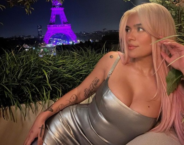 Karol G borró definitivamente su tatuaje de Anuel, ¿Qué se hizo?