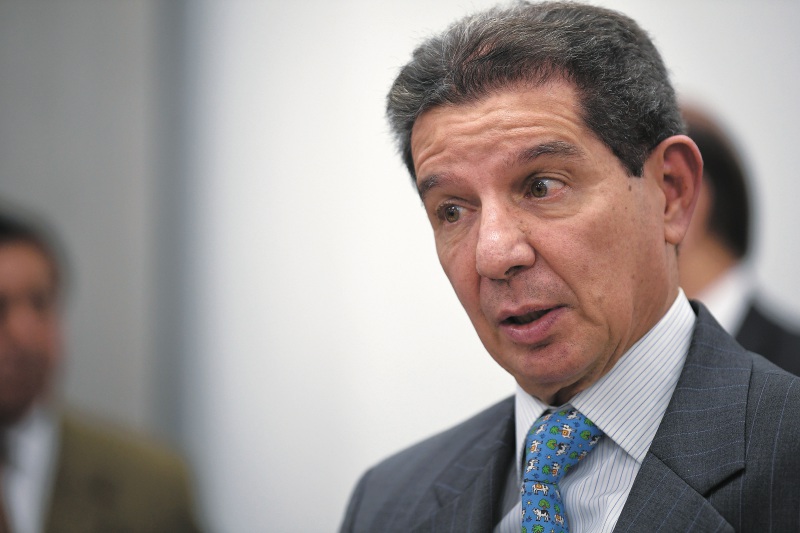 José Félix Lafaurie pide congelar mesa con ELN hasta aclarar escándalo con UNGRD