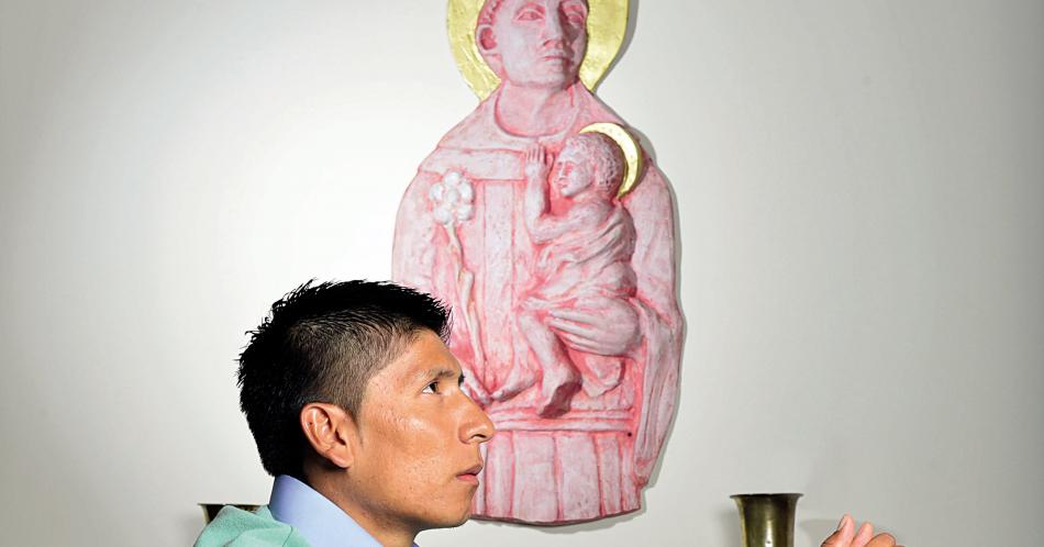 «Mis hábitos y mi forma de ser no cambian, sigo siendo muy espiritual» Nairo Quintana