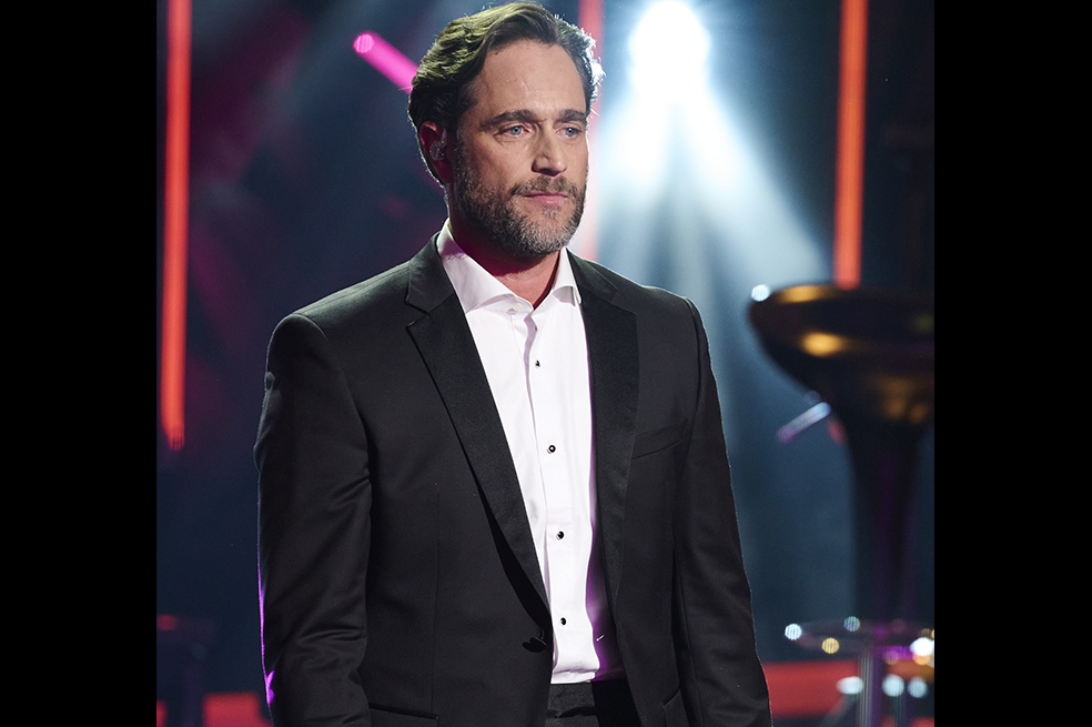 Michel Brown, actor de ‘Pálpito 2′, sorprendió en los Premios Platino 2023 al mostrar una faceta que muy pocos conocían. ¡Aquí el video!