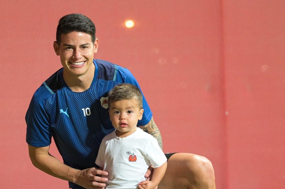 ¡Increíble!, esto cuestan los tenis de Samuel, el hijo de James Rodríguez