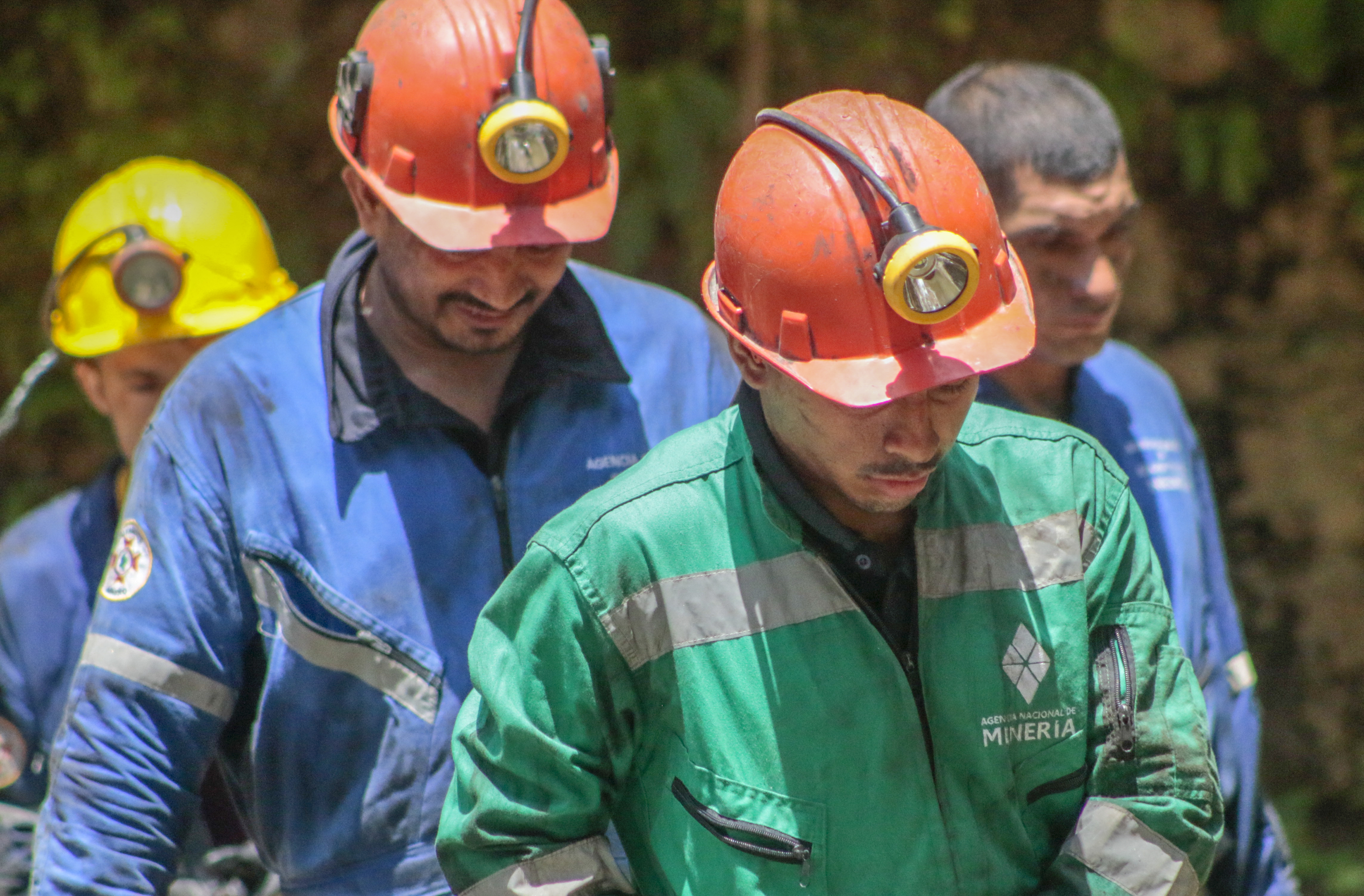 Mineros completan 48 horas atrapados bajo tierra en Norte de Santander