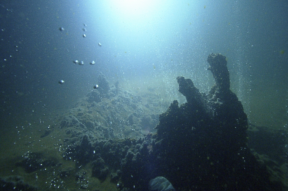 Cámara de magma descubierta bajo un volcán submarino en Grecia prende las alarmas