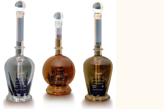 México lanza un tequila con oro y plata comestibles