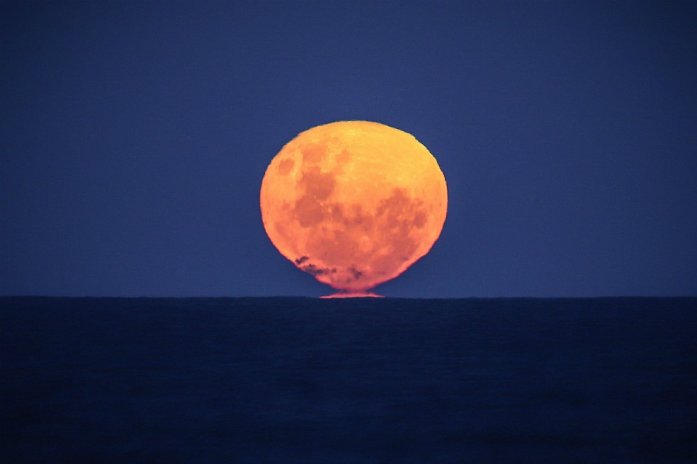 En esta oportunidad, la Luna estará un poco más cerca de la Tierra de lo que usualmente se encuentra.