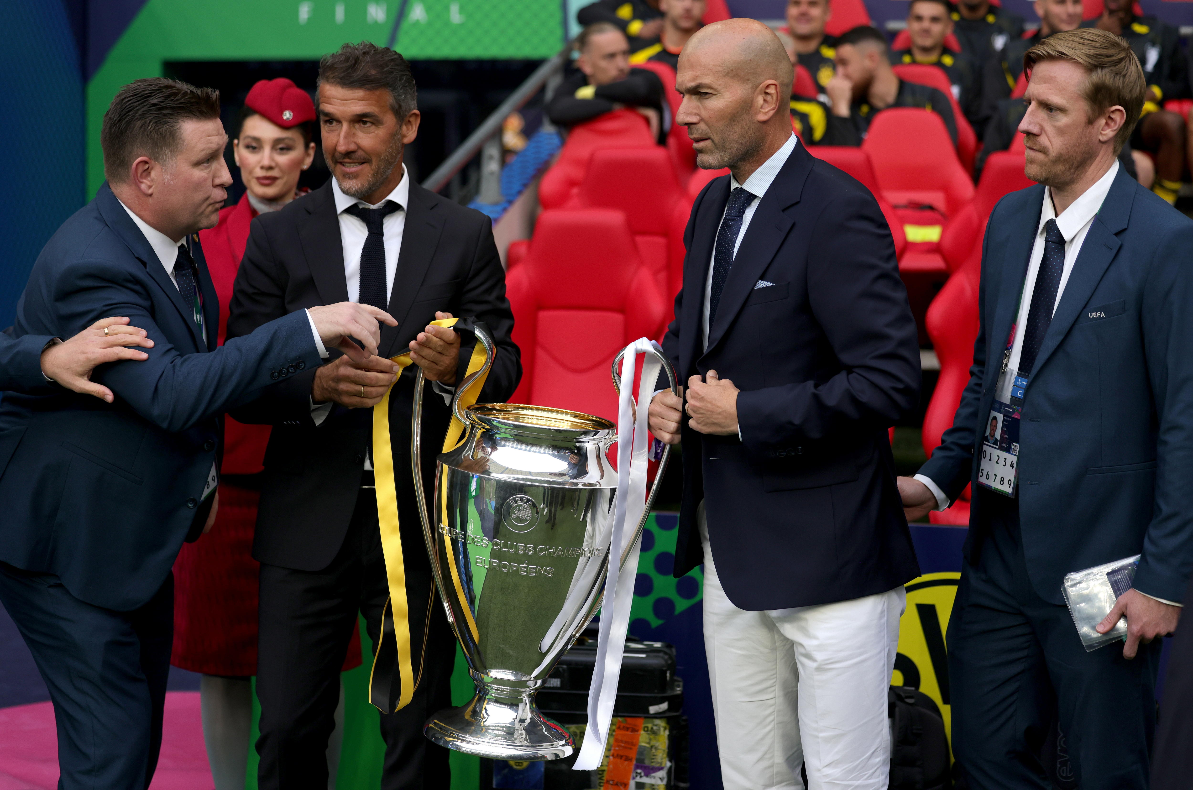 El “blooper” de Zinedine Zidane en la final de la Champions: video