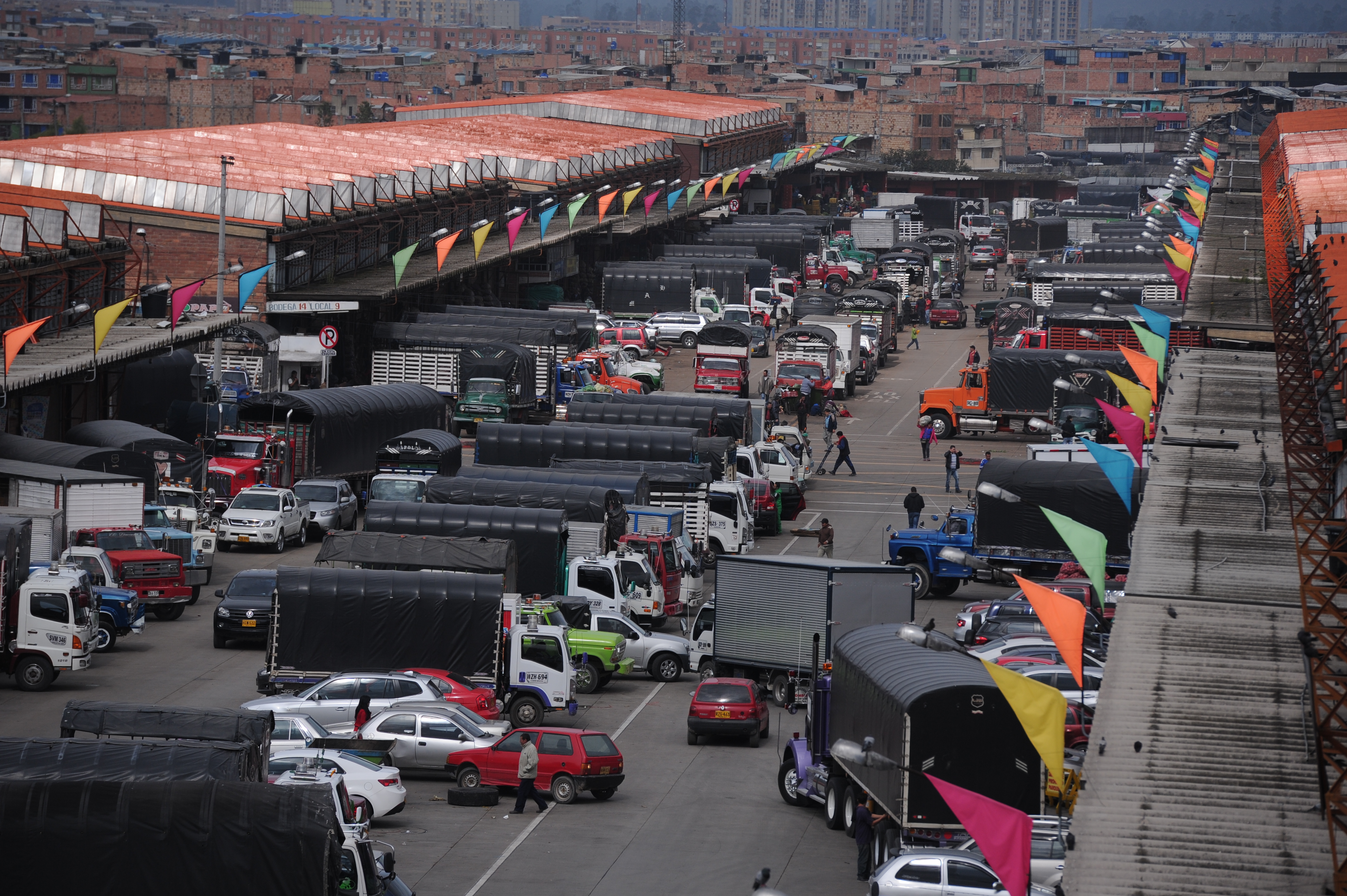 Polémica por contrato de Corabastos que dejaría por fuera a recicladores de Bogotá