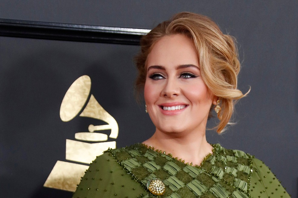 A causa del Covid-19, Adele pospone indefinidamente su concieto en Las Vegas