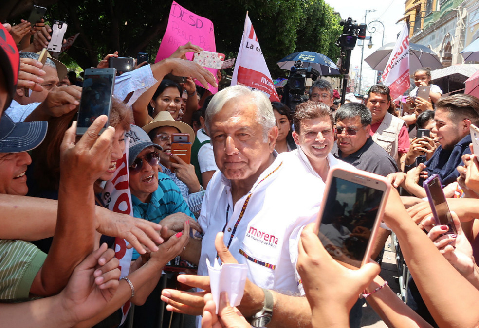 Manuel López Obrador promete que responderá a los trinos de Trump si llega a la presidencia
