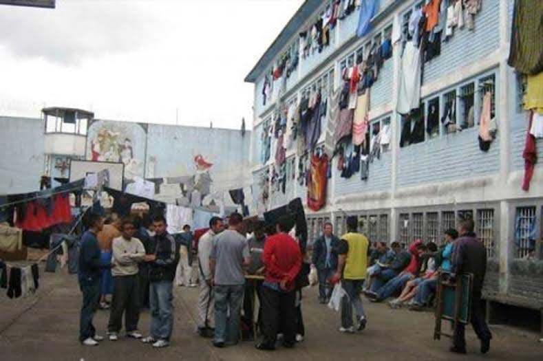 Seis reclusos terminaron heridos tras riña en cárcel Villahermosa de Cali