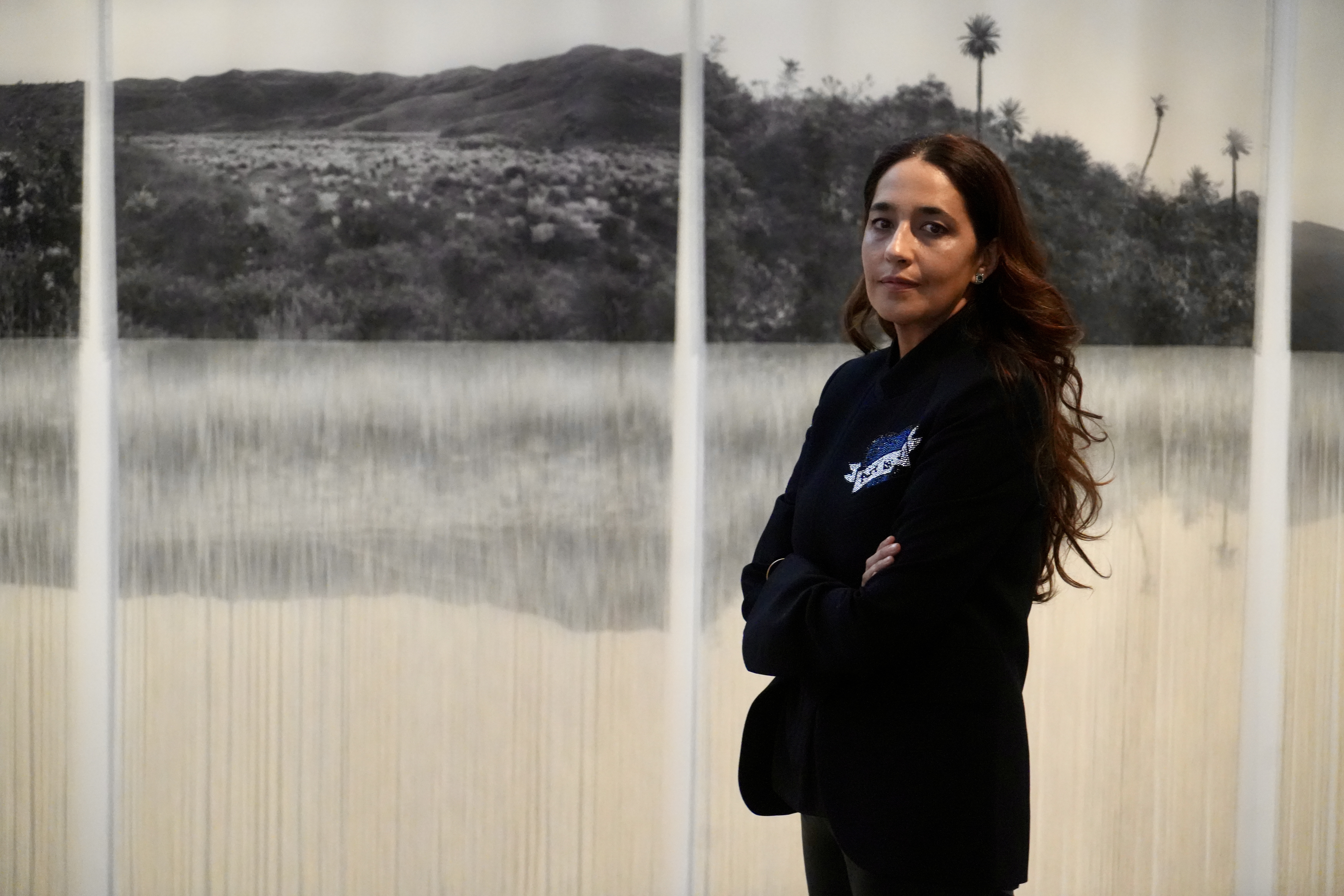 La “Llovizna” de la artista colombiana Ana González en la Sala de Arte Bancolombia