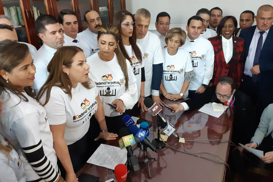 Se radica proyecto que elimina prohibición de la cadena perpetua para violadores