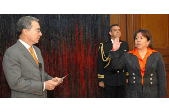 Seguimientos del DAS eran operaciones de seguridad nacional: Uribe