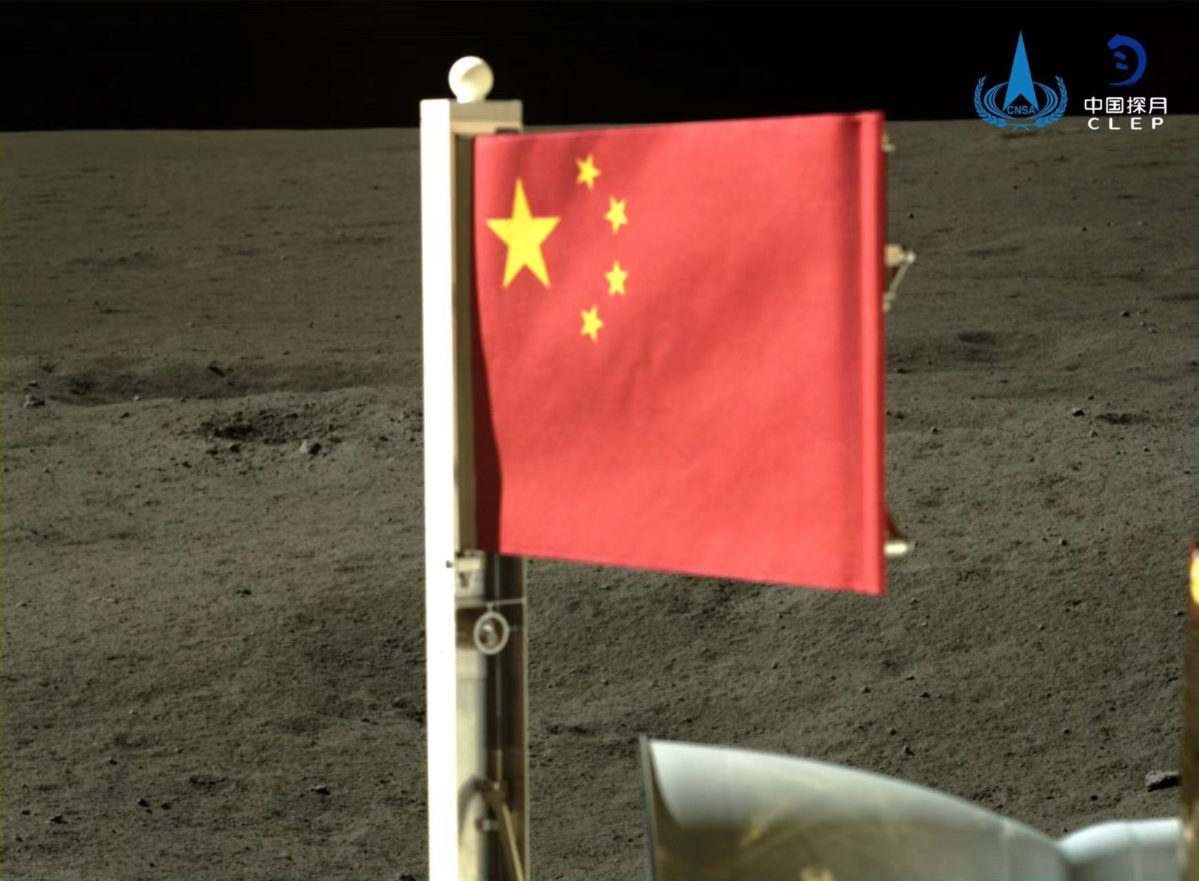 China hace historia: recoge las primeras muestras de la cara oculta de la Luna