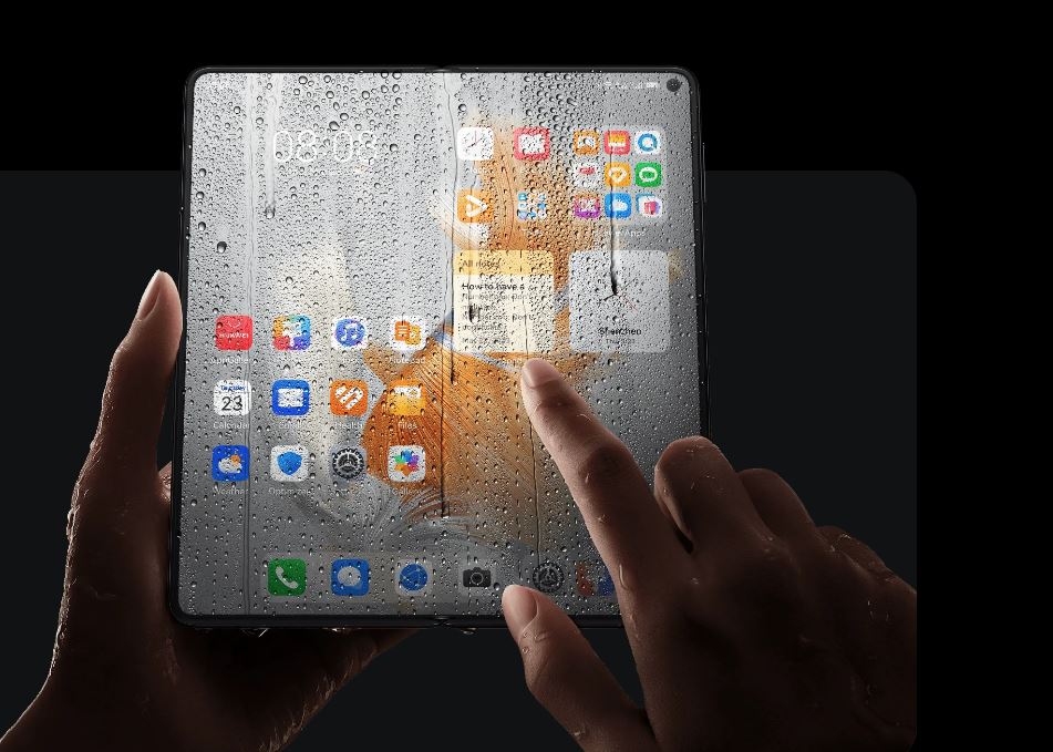 Huawei lanza en Colombia el Mate X3, el teléfono plegable de lujo