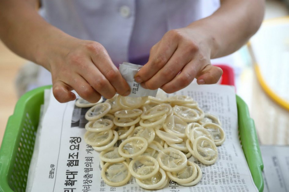 Marca de condones surcoreana se dispara en bolsa al legalizarse el adulterio