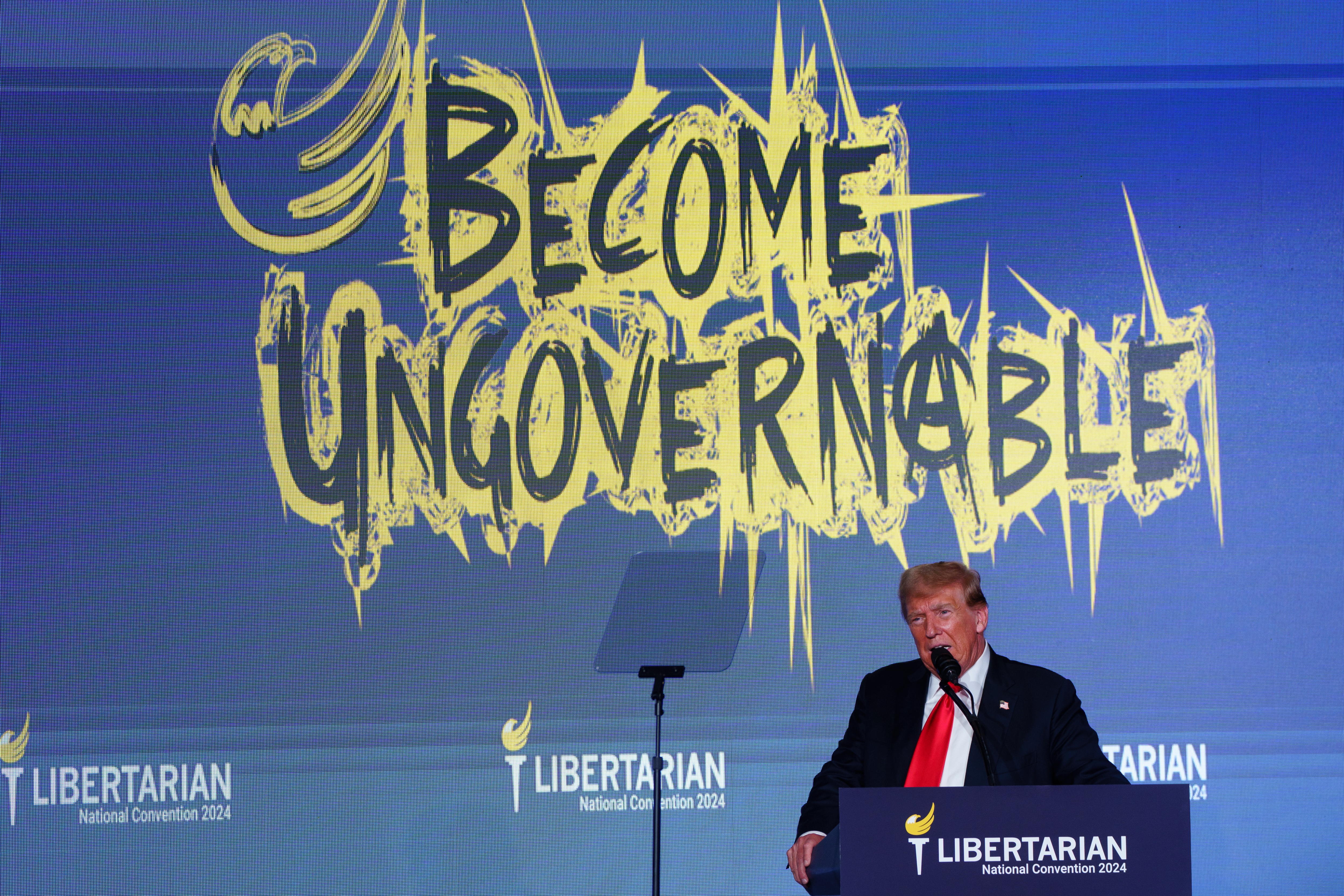 Washington (Usa), 26/05/2024.- Former US President Donald Trump speaks at the Libertarian Convention in Washington, DC, USA, 25 May 2024. The Libertarian Convention runs from 23 May till 26 May. EFE/EPA/WILL OLIVER